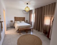Resale - Villa - Torrevieja - Costa Blanca