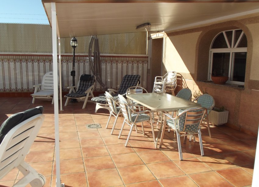 Resale - Villa - Torrevieja - El Chaparral