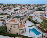 Resale - Villa - Torrevieja - El Chaparral