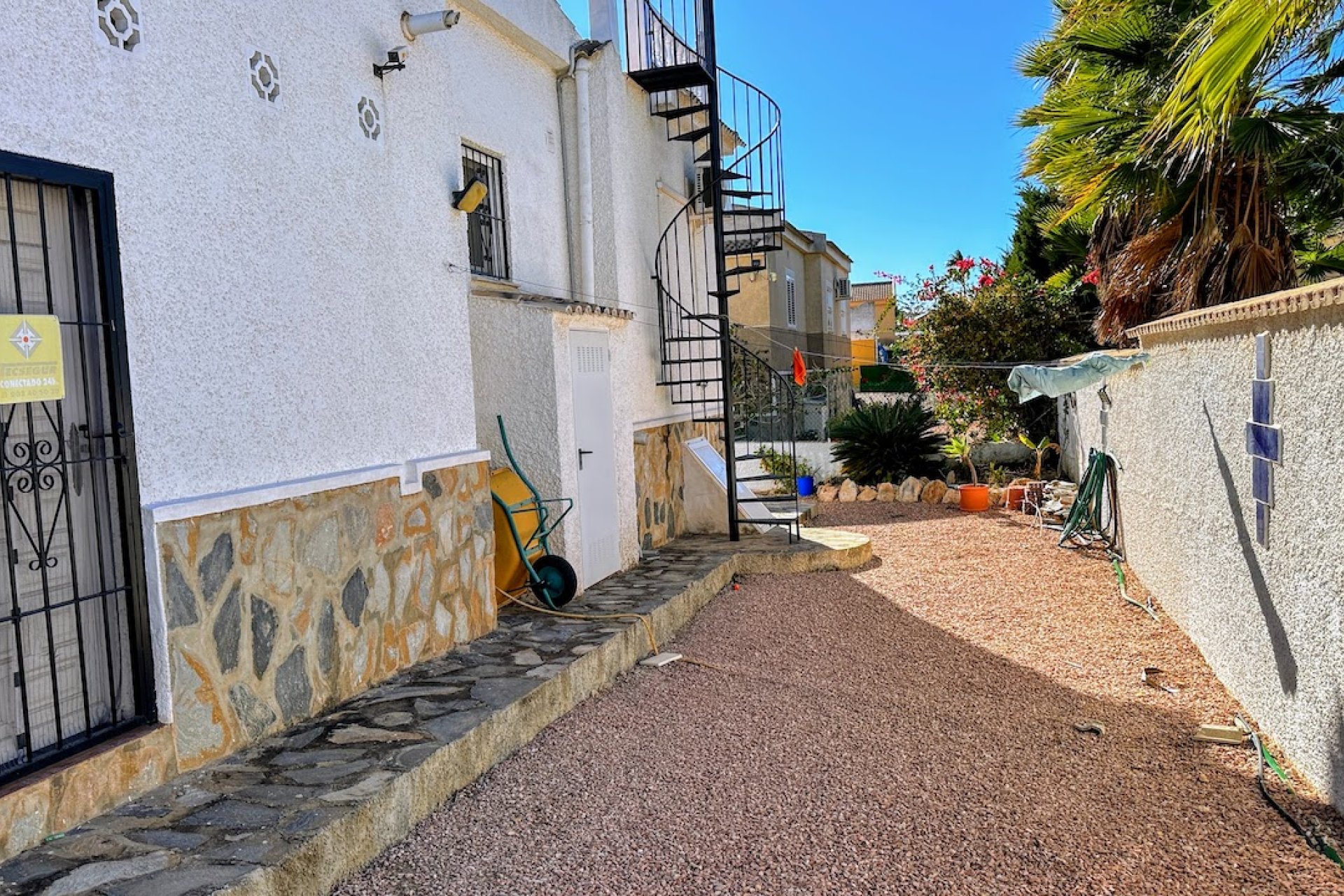 Resale - Villa - Torrevieja - El Chaparral