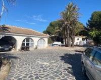 Resale - Villa - Torrevieja - El Chaparral