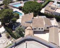 Resale - Villa - Torrevieja - El Chaparral