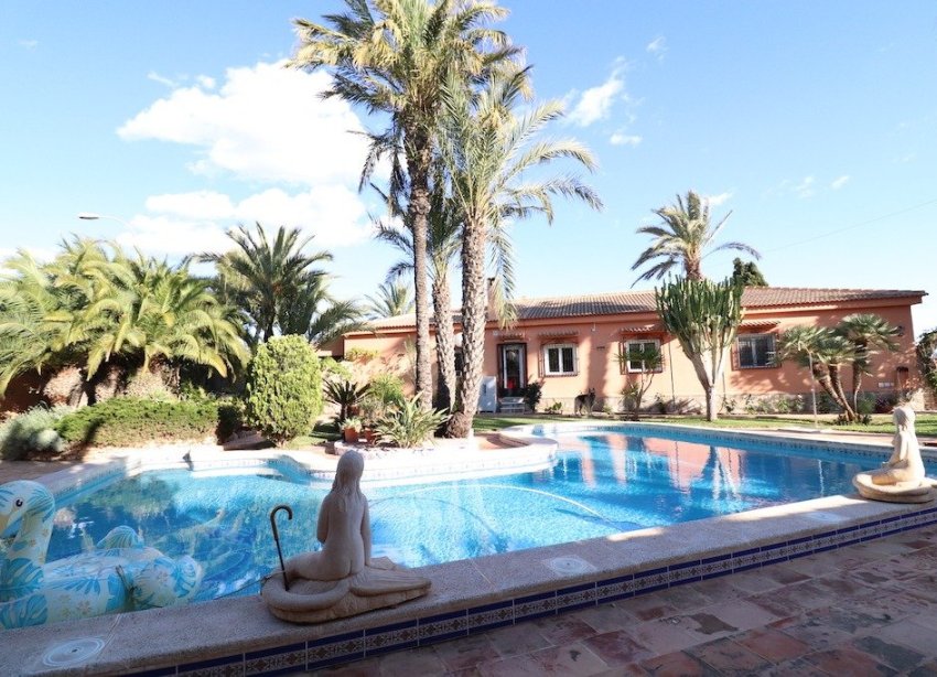 Resale - Villa - Torrevieja - El chaparral