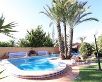 Resale - Villa - Torrevieja - El chaparral