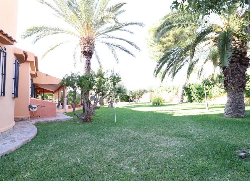 Resale - Villa - Torrevieja - El chaparral