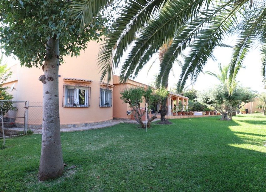 Resale - Villa - Torrevieja - El chaparral