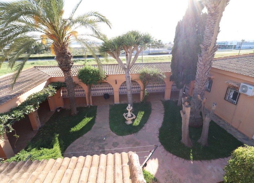 Resale - Villa - Torrevieja - El chaparral