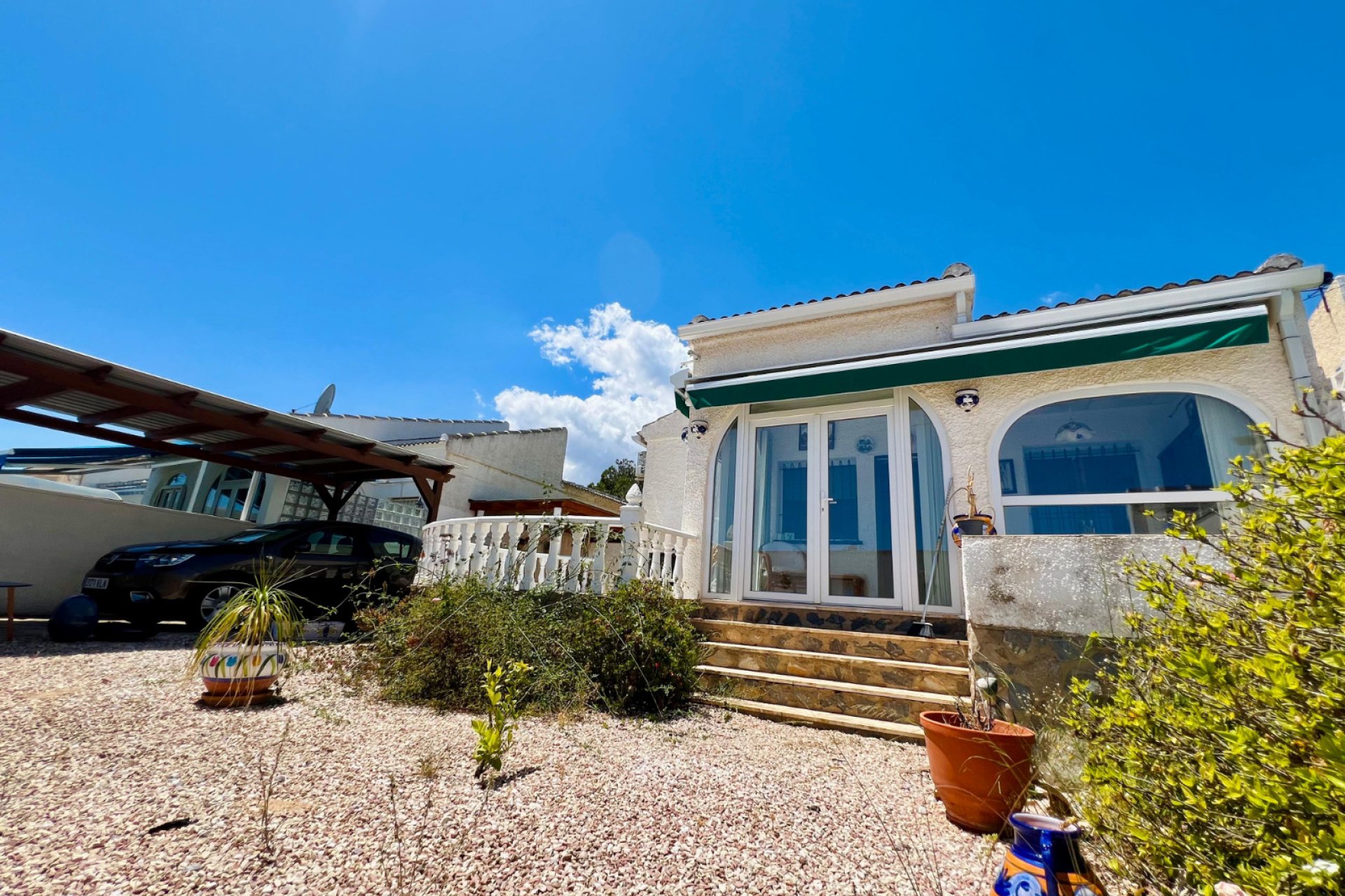 Resale - Villa - Torrevieja - El Chaparral