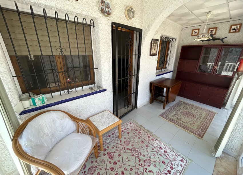 Resale - Villa - Torrevieja - El Chaparral