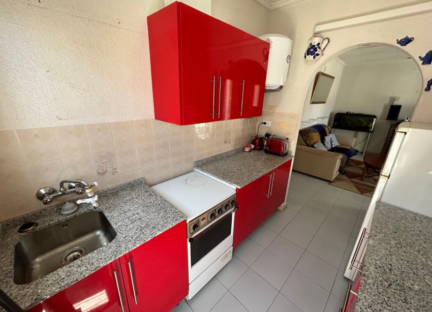 Resale - Villa - Torrevieja - El Chaparral