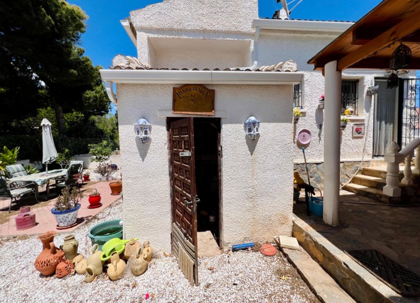 Resale - Villa - Torrevieja - El Chaparral