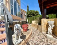 Resale - Villa - Torrevieja - El Chaparral