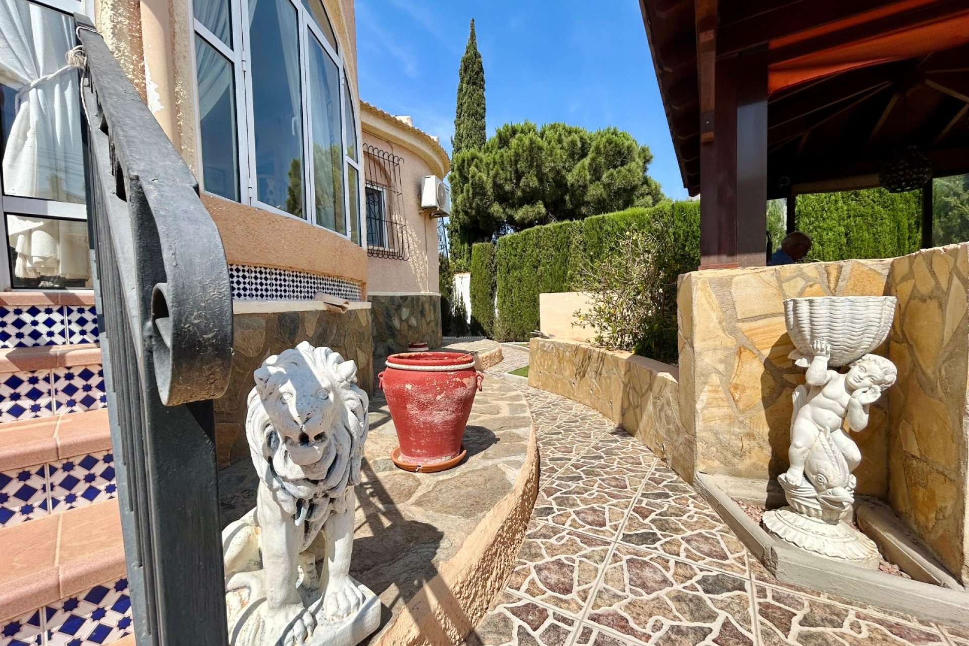 Resale - Villa - Torrevieja - El Chaparral