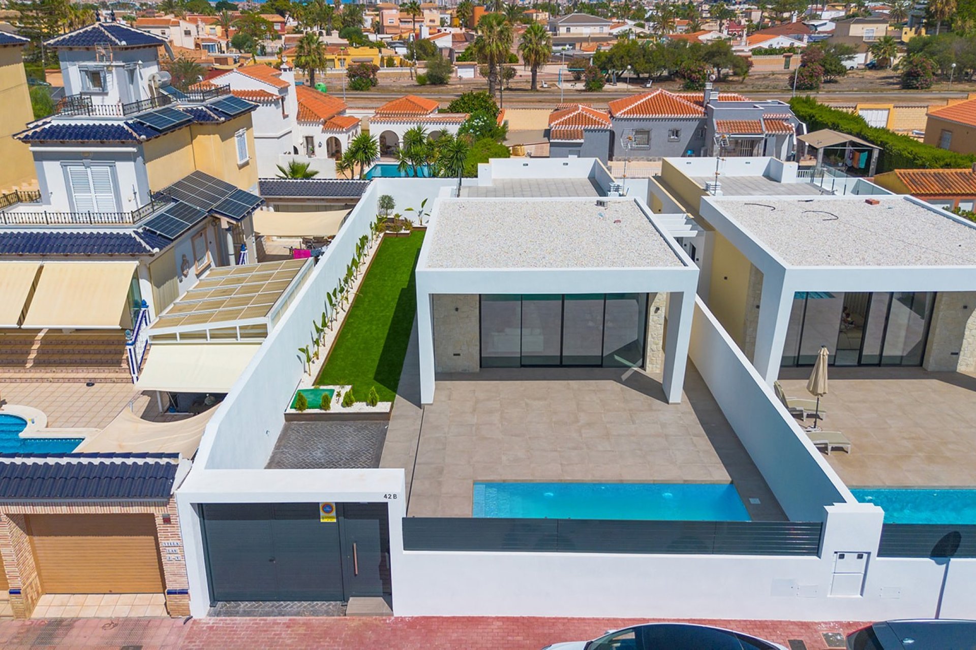 Resale - Villa - Torrevieja - El Chaparral