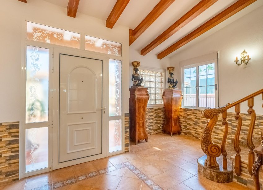 Resale - Villa - Torrevieja - El chaparral