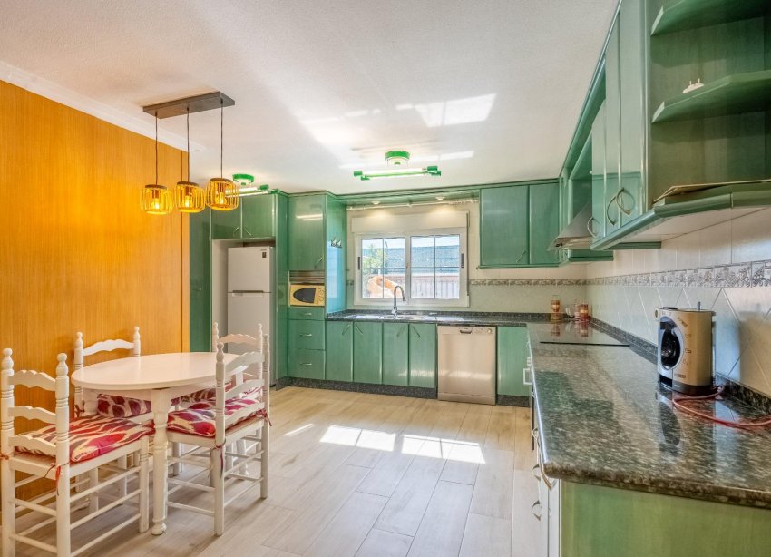 Resale - Villa - Torrevieja - El chaparral