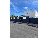 Resale - Villa - Torrevieja - El Chaparral