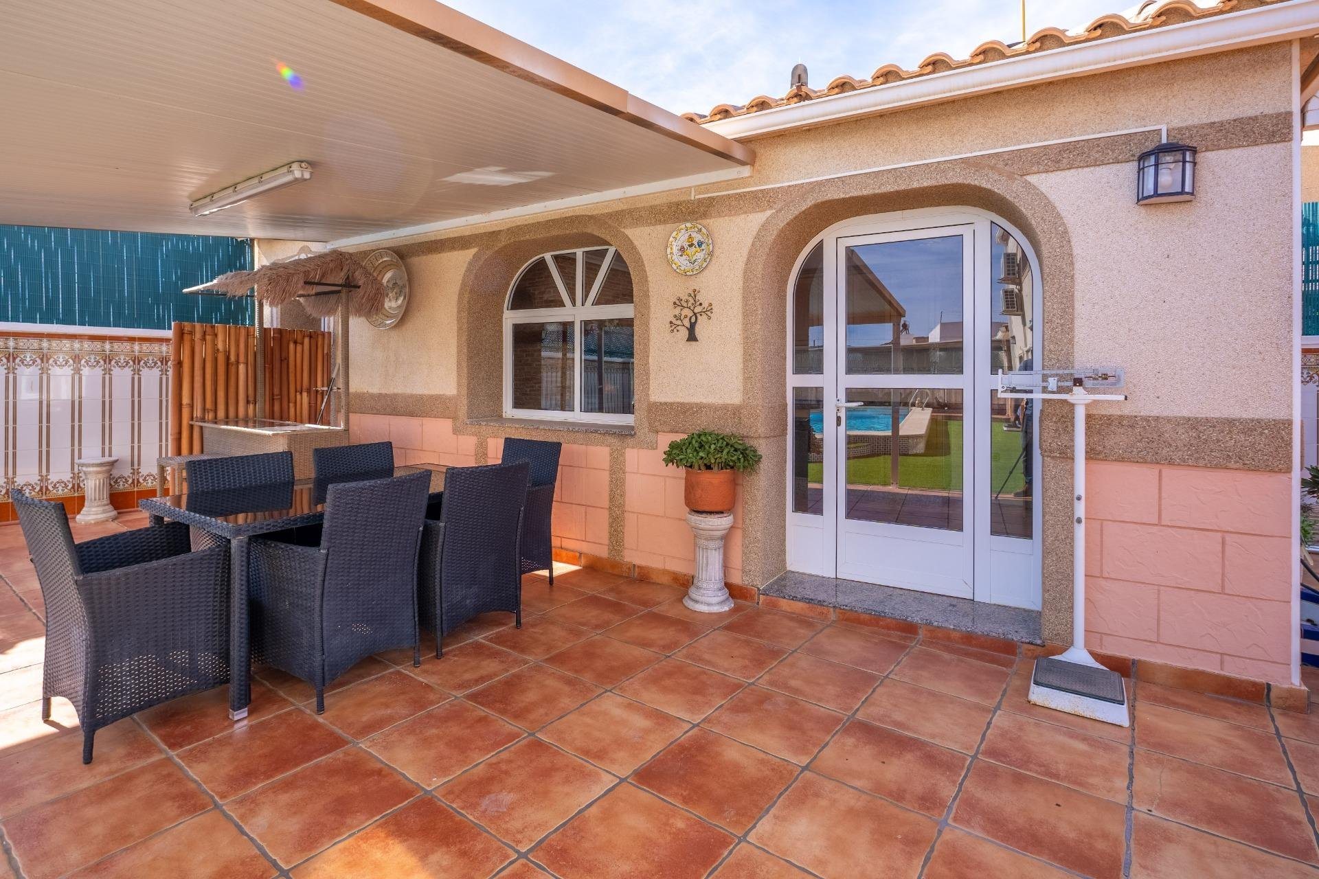 Resale - Villa - Torrevieja - El chaparral
