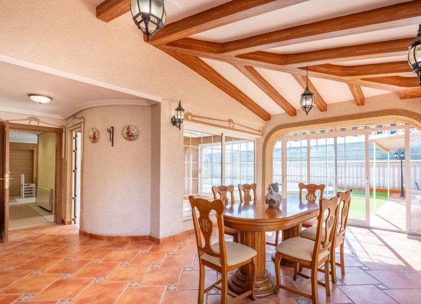 Resale - Villa - Torrevieja - El chaparral