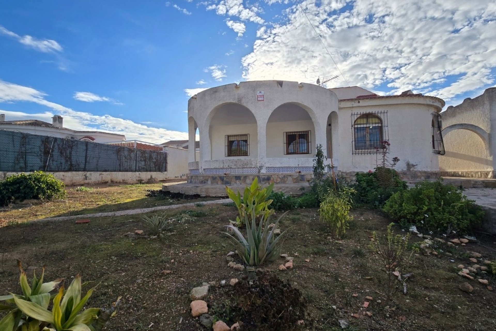 Resale - Villa - Torrevieja - El Chaparral