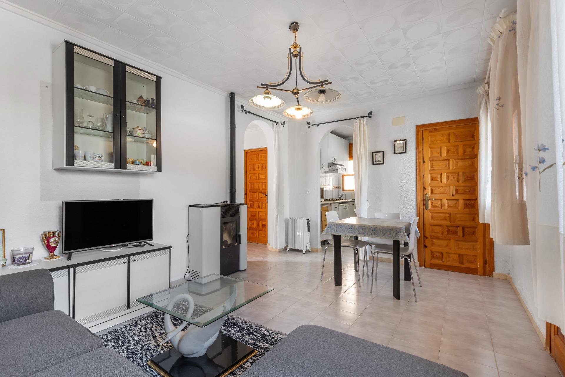 Resale - Villa - Torrevieja - El chaparral