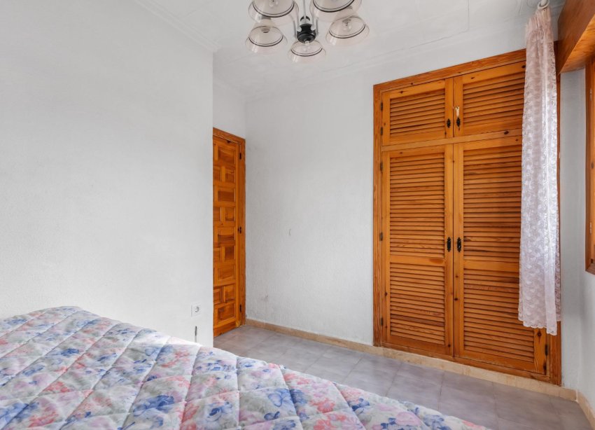 Resale - Villa - Torrevieja - El chaparral