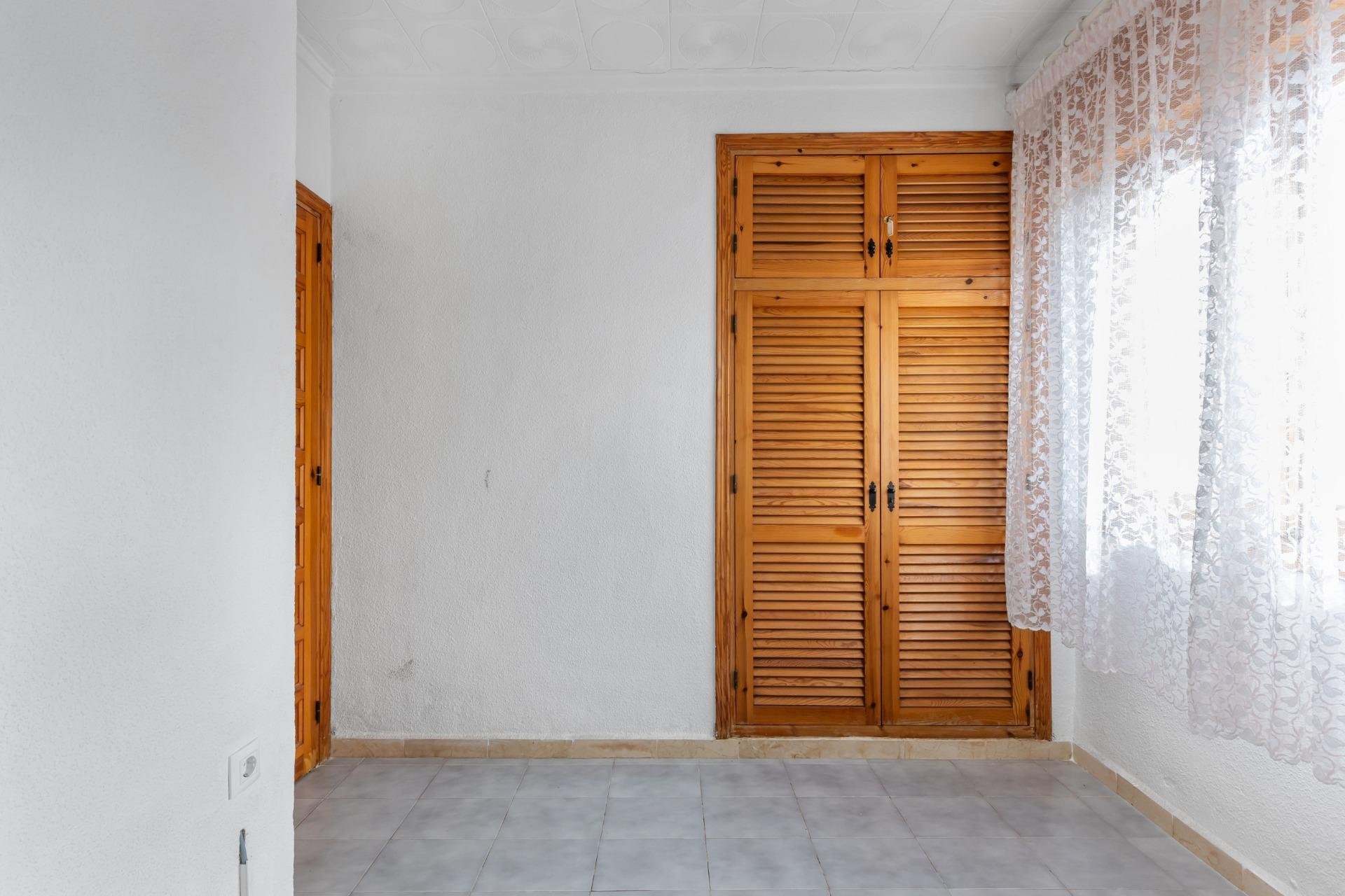 Resale - Villa - Torrevieja - El chaparral