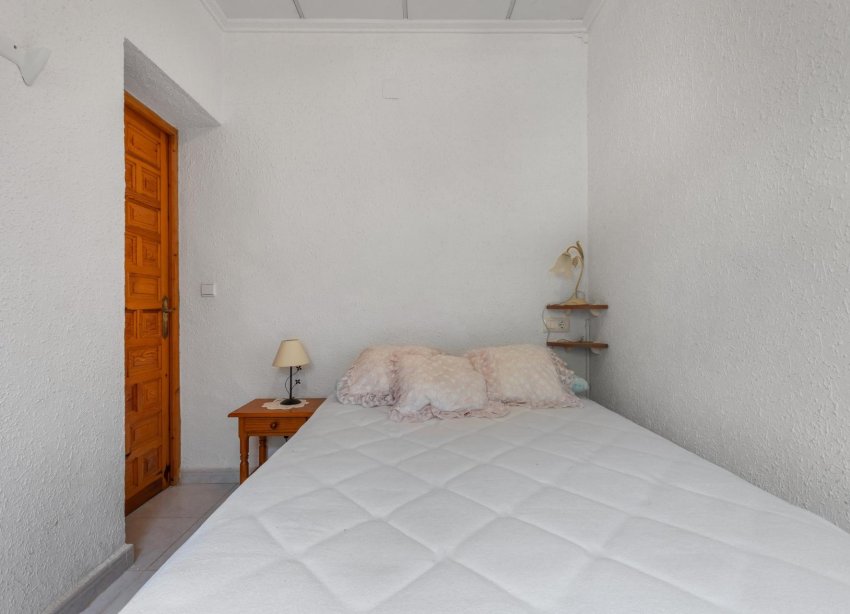 Resale - Villa - Torrevieja - El chaparral