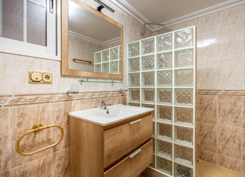 Resale - Villa - Torrevieja - El chaparral
