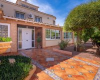 Resale - Villa - Torrevieja - El chaparral