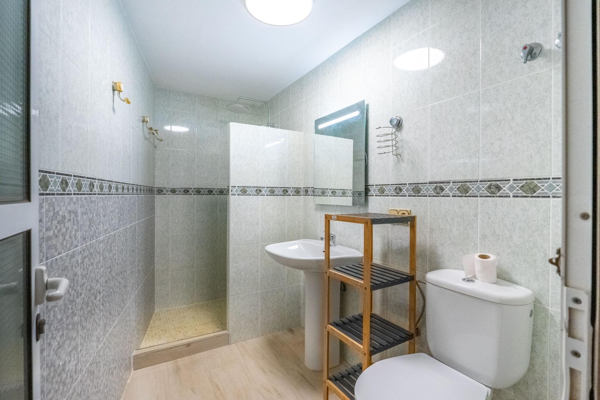 Resale - Villa - Torrevieja - El Chaparral