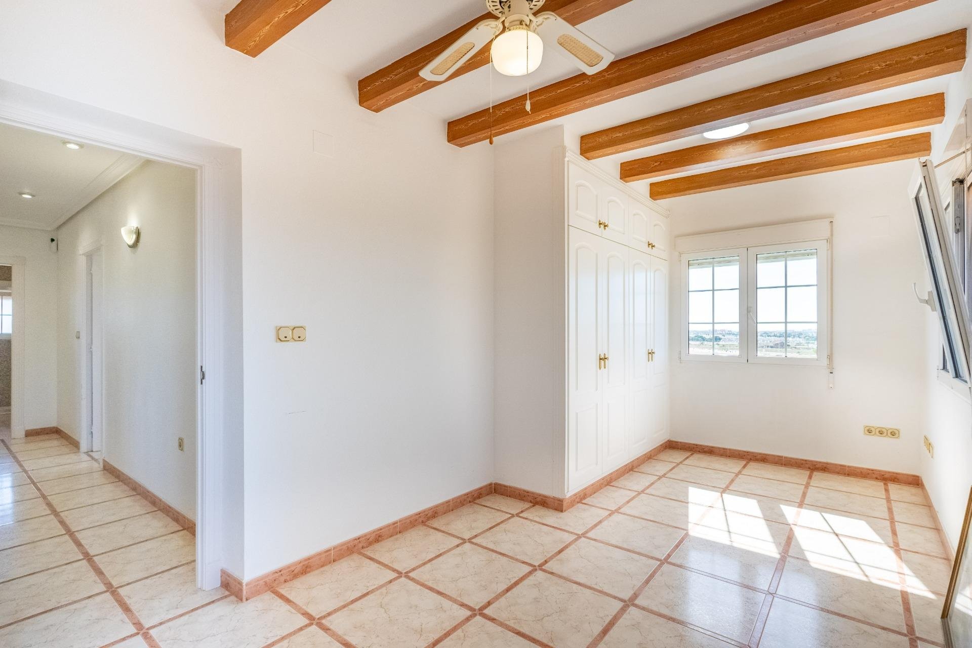 Resale - Villa - Torrevieja - El Chaparral