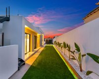 Resale - Villa - Torrevieja - El Chaparral