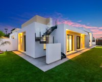 Resale - Villa - Torrevieja - El Chaparral