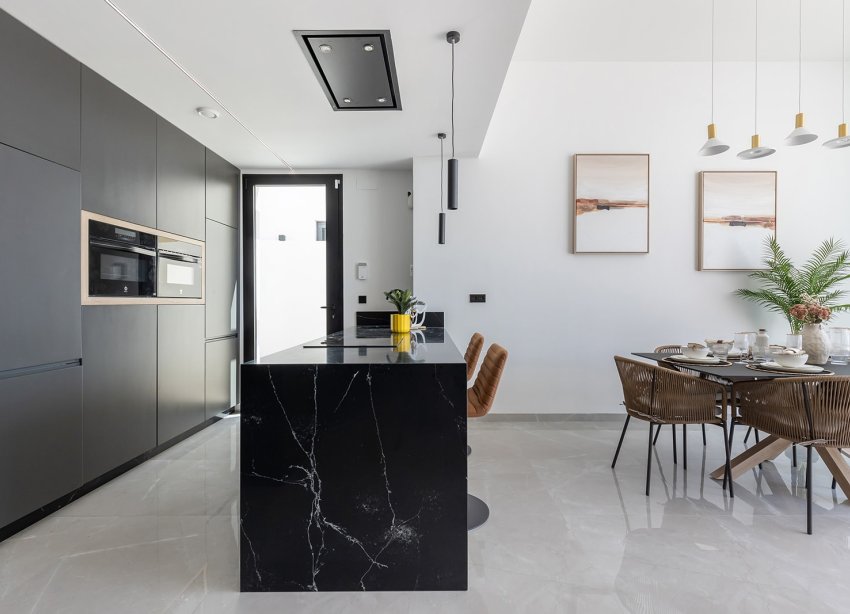 Resale - Villa - Torrevieja - El Chaparral