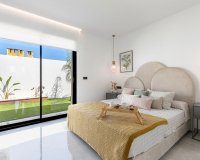 Resale - Villa - Torrevieja - El Chaparral