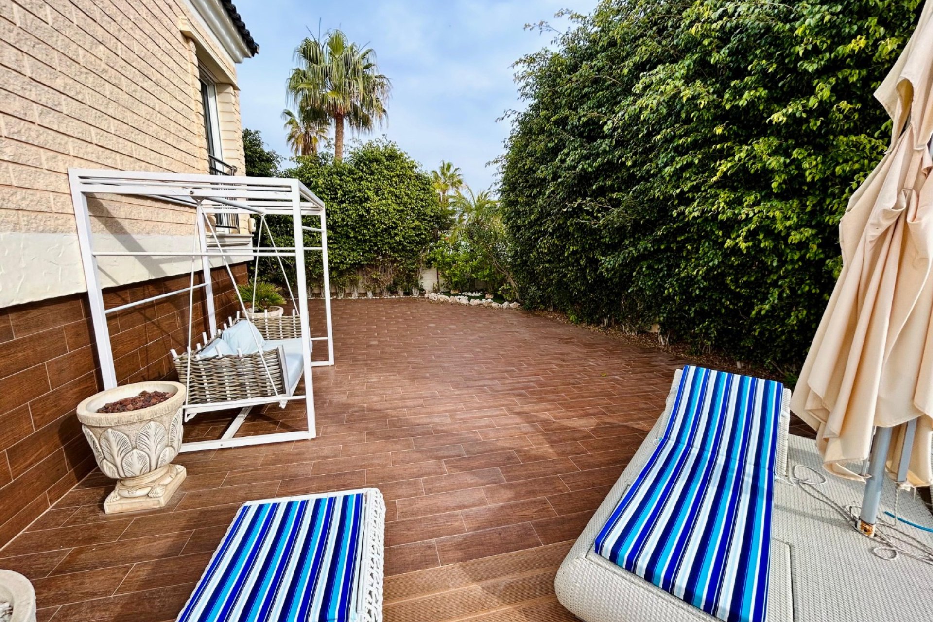 Resale - Villa - Torrevieja - La Mata