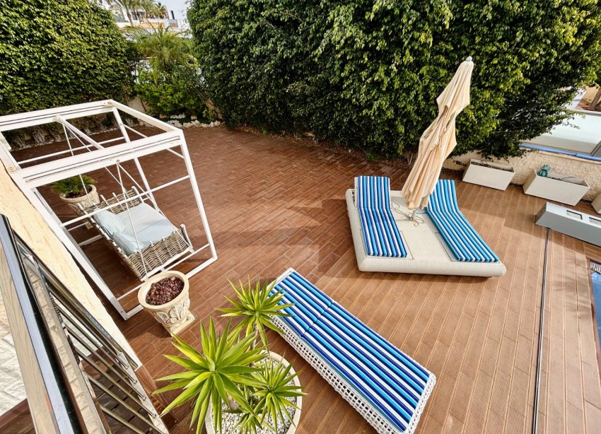 Resale - Villa - Torrevieja - La Mata