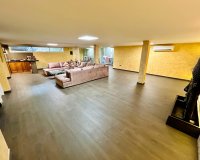 Resale - Villa - Torrevieja - La Mata