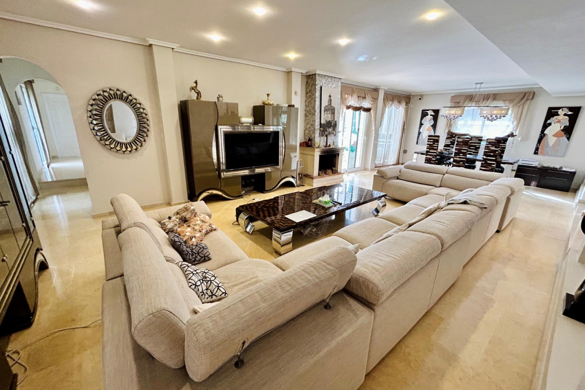 Resale - Villa - Torrevieja - La Mata