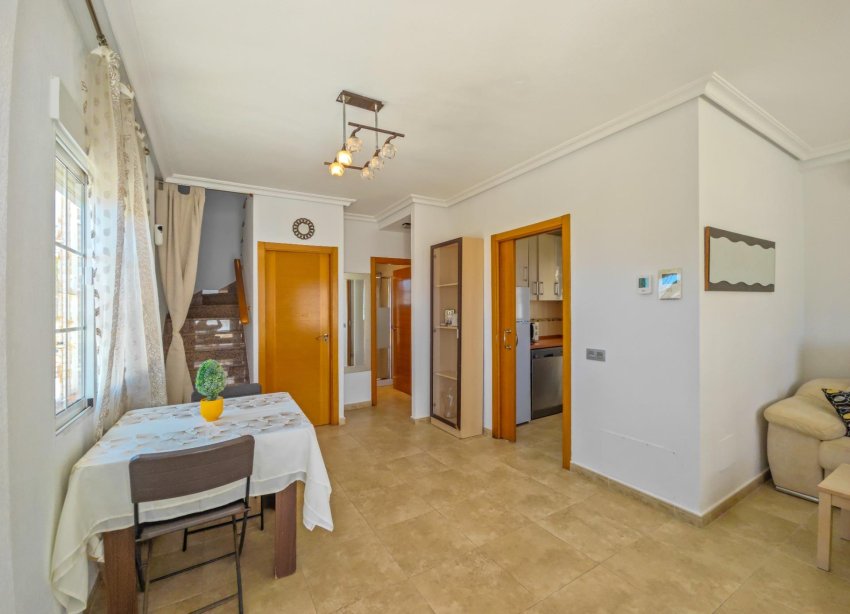 Resale - Villa - Torrevieja - La Mata