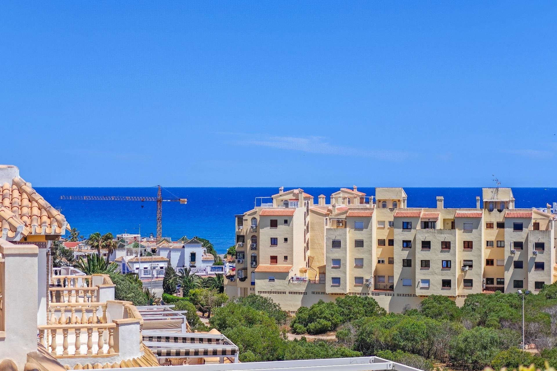 Resale - Villa - Torrevieja - La Mata