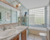 Resale - Villa - Torrevieja - La Mata