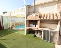 Resale - Villa - Torrevieja - La Siesta - El Salado - Torreta