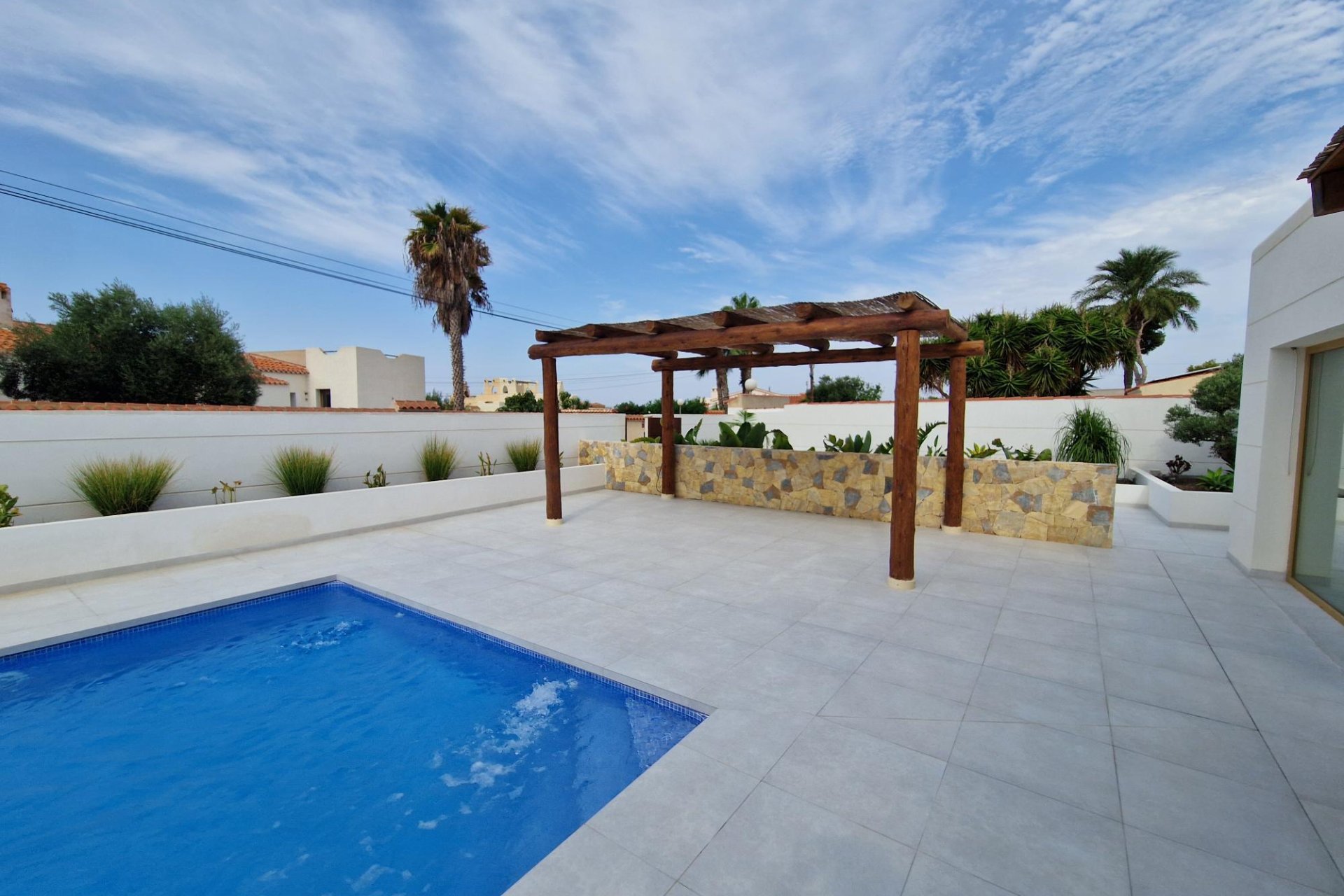 Resale - Villa - Torrevieja - La Siesta - El Salado - Torreta