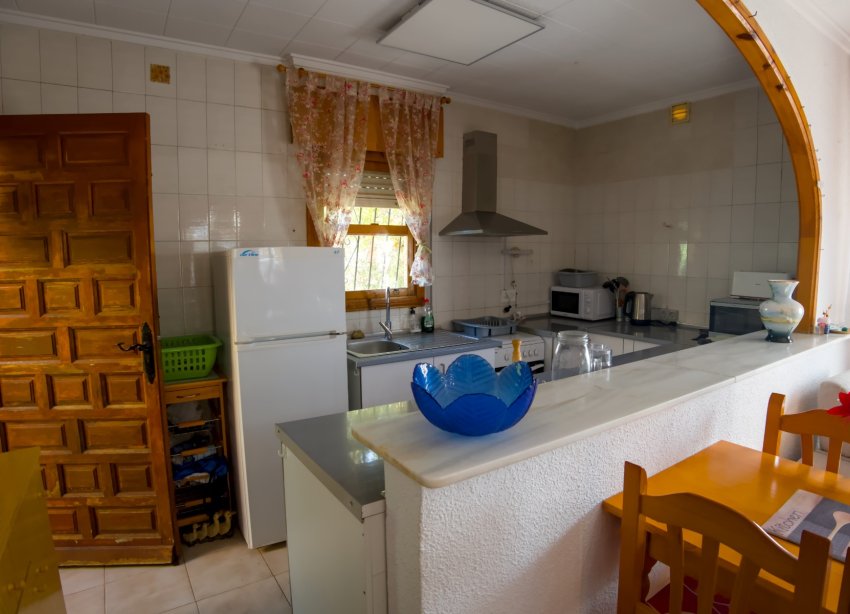 Resale - Villa - Torrevieja - La Siesta