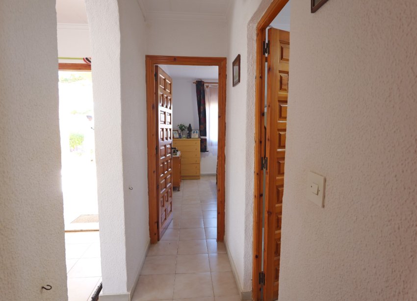 Resale - Villa - Torrevieja - La Siesta