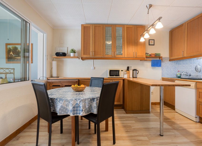 Resale - Villa - Torrevieja - La Siesta