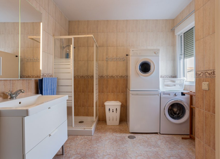 Resale - Villa - Torrevieja - La Siesta