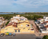 Resale - Villa - Torrevieja - La Siesta